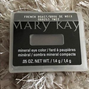 Mary Kay mineral eye color in French roast